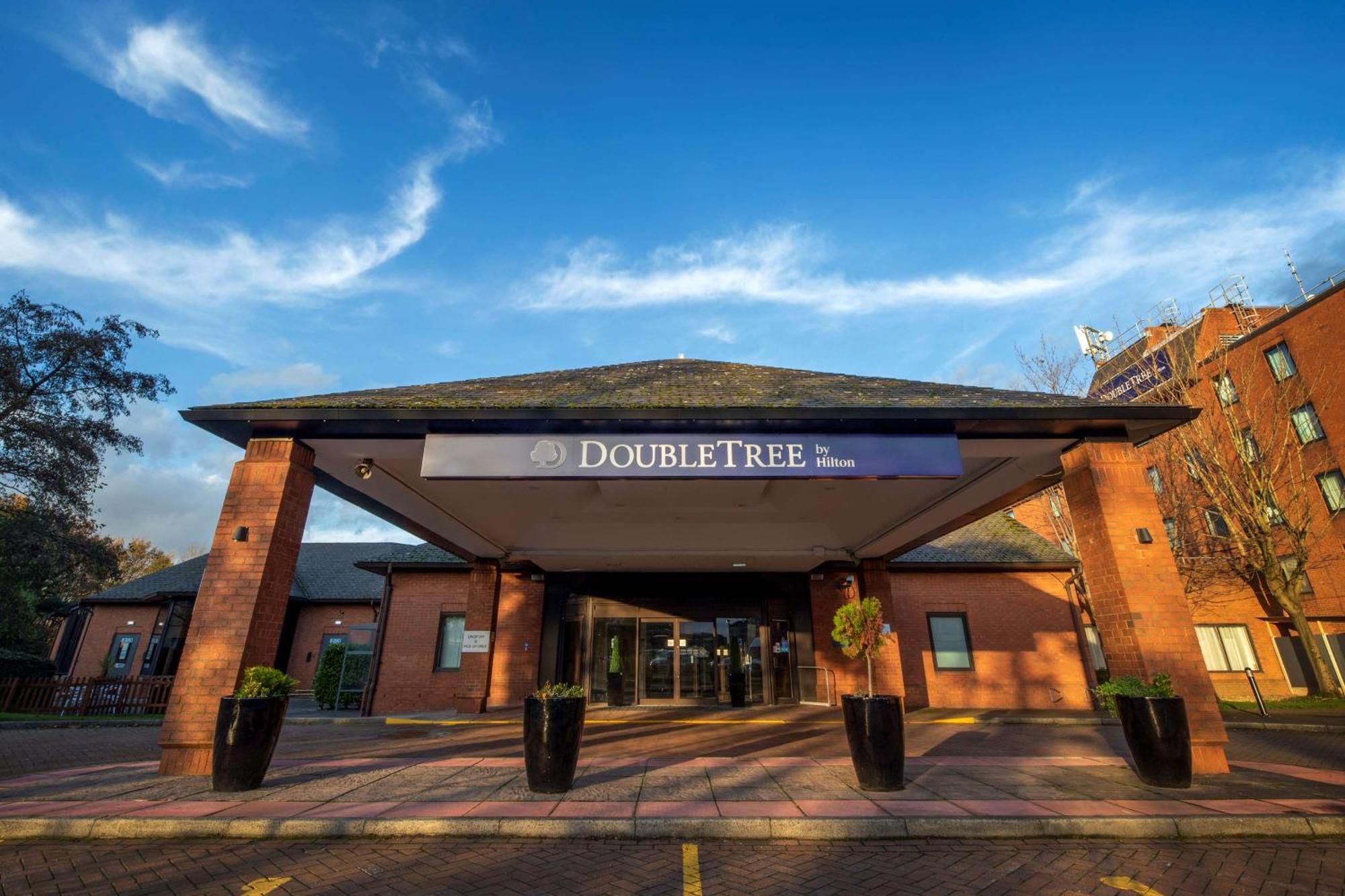 Doubletree By Hilton Manchester Airport Hale  Εξωτερικό φωτογραφία